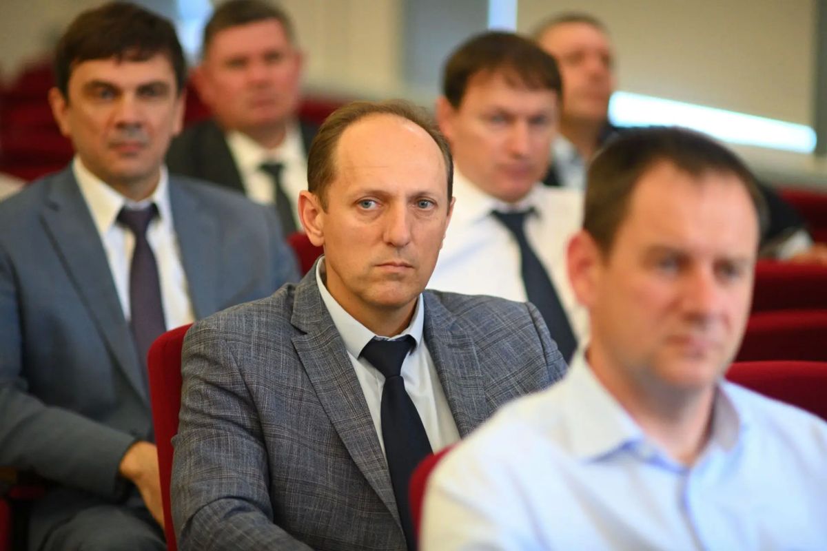 В Адыгее прошёл второй этап региональной конференции партии «Единая Россия» В Адыгее прошёл второй этап региональной конференции партии «Единая Россия»