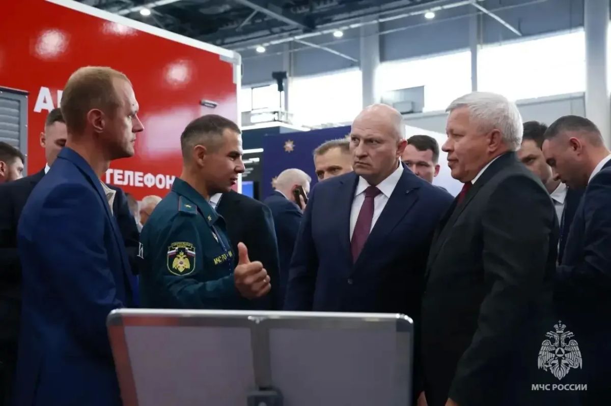 «Комплексная безопасность»: четыре стихии — четыре направления, одна общая задача — защита людей «Комплексная безопасность»: четыре стихии — четыре направления, одна общая задача — защита людей