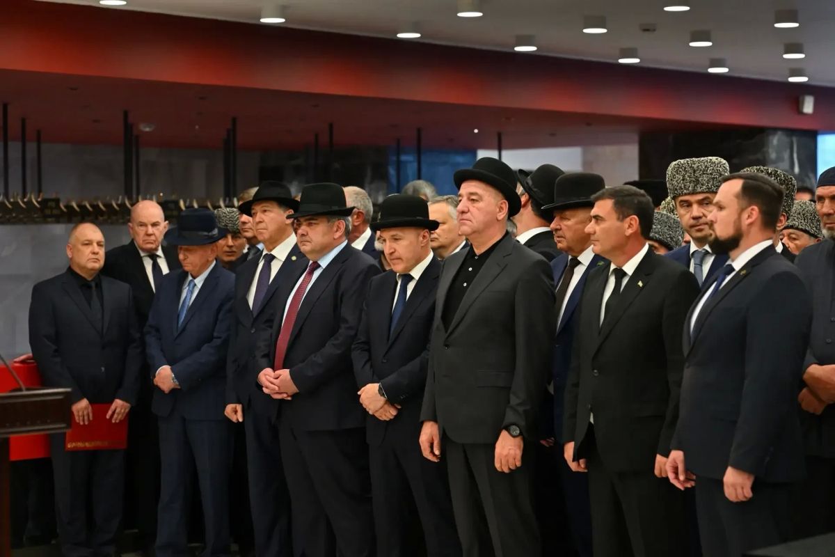 Сегодня в Адыгее простились с Исхаком Машбашем Сегодня в Адыгее простились с Исхаком Машбашем