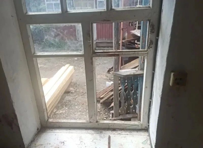 В Гиагинском районе возбуждено уголовное дело по факту умышленного повреждения имущества В Гиагинском районе возбуждено уголовное дело по факту умышленного повреждения имущества