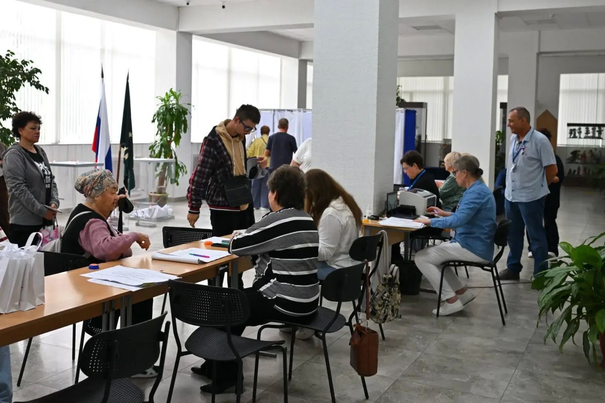 На избирательных участках республики продолжается голосование На избирательных участках республики продолжается голосование