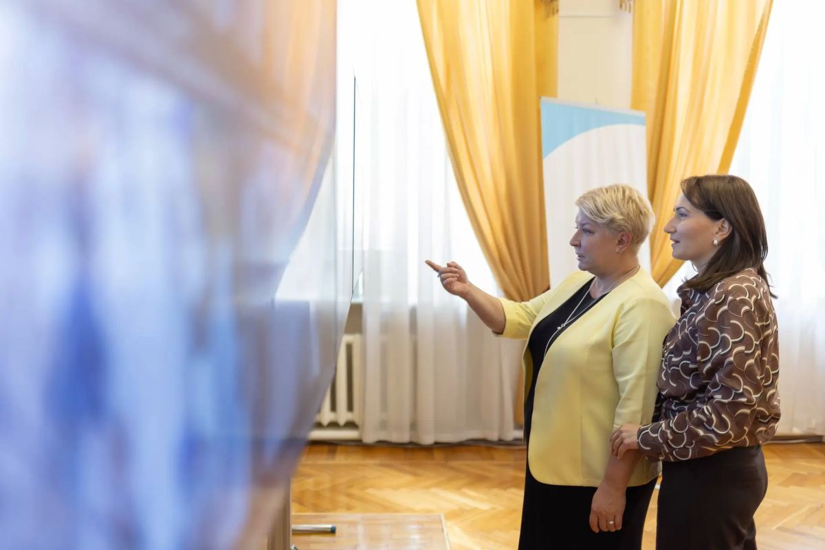 Мурат Кумпилов: С 18 по 20 сентября жители республики голосуют на выборах депутатов Государственной Думы России и Государственного Совета – Хасэ Адыгеи Мурат Кумпилов: С 18 по 20 сентября жители республики голосуют на выборах депутатов Государственной Думы России и Государственного Совета – Хасэ Адыгеи
