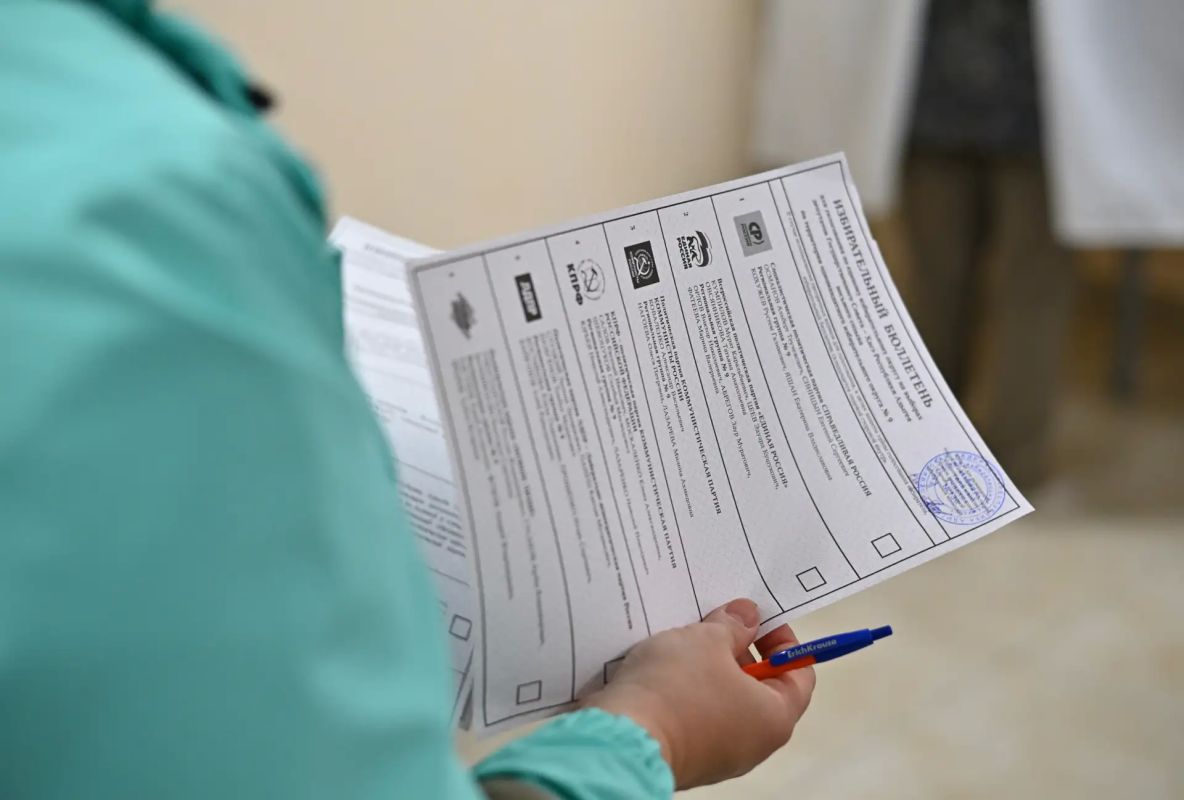 По сообщению ЦИК Адыгеи, явка избирателей в регионе по итогам первого дня голосования составила 31,14 %. По сообщению ЦИК Адыгеи, явка избирателей в регионе по итогам первого дня голосования составила 31,14 %.