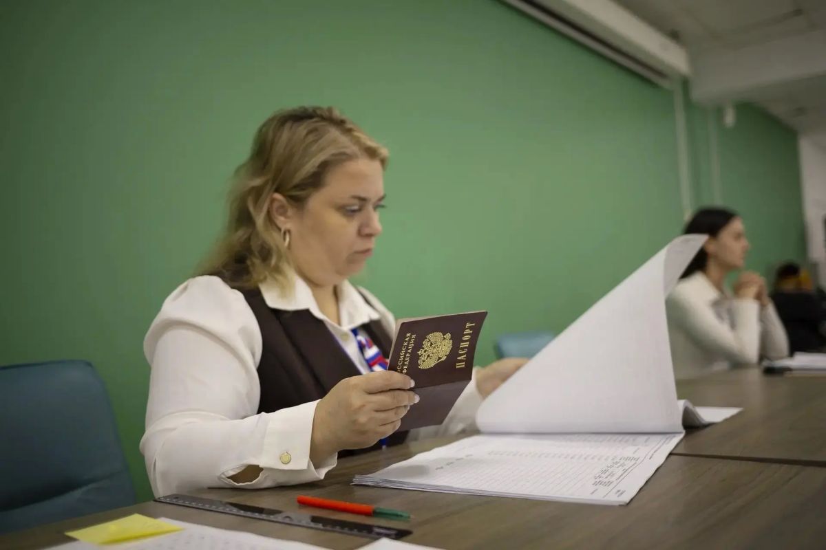 Молодёжь Адыгеи активно голосует на выборах Молодёжь Адыгеи активно голосует на выборах