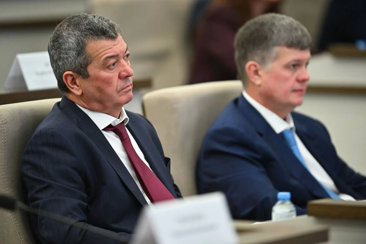 Мурат Кумпилов: На заседание Правительства мы пригласили главврачей больниц и поликлиник, руководителей медицинских учреждений Мурат Кумпилов: На заседание Правительства мы пригласили главврачей больниц и поликлиник, руководителей медицинских учреждений