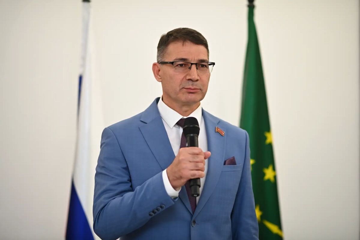 Юным жителям Майкопа вручили паспорта Юным жителям Майкопа вручили паспорта