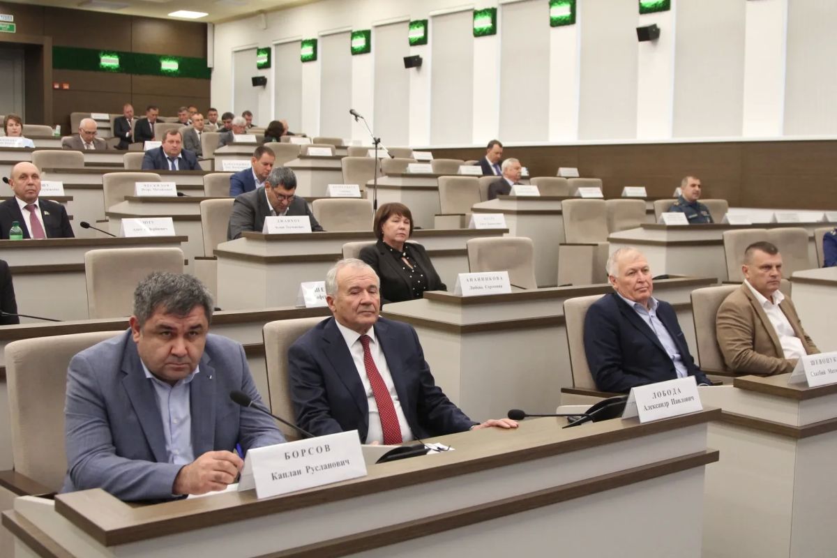 В Майкопе состоялось заключительное заседание Госсовета-Хасэ VII созыва В Майкопе состоялось заключительное заседание Госсовета-Хасэ VII созыва