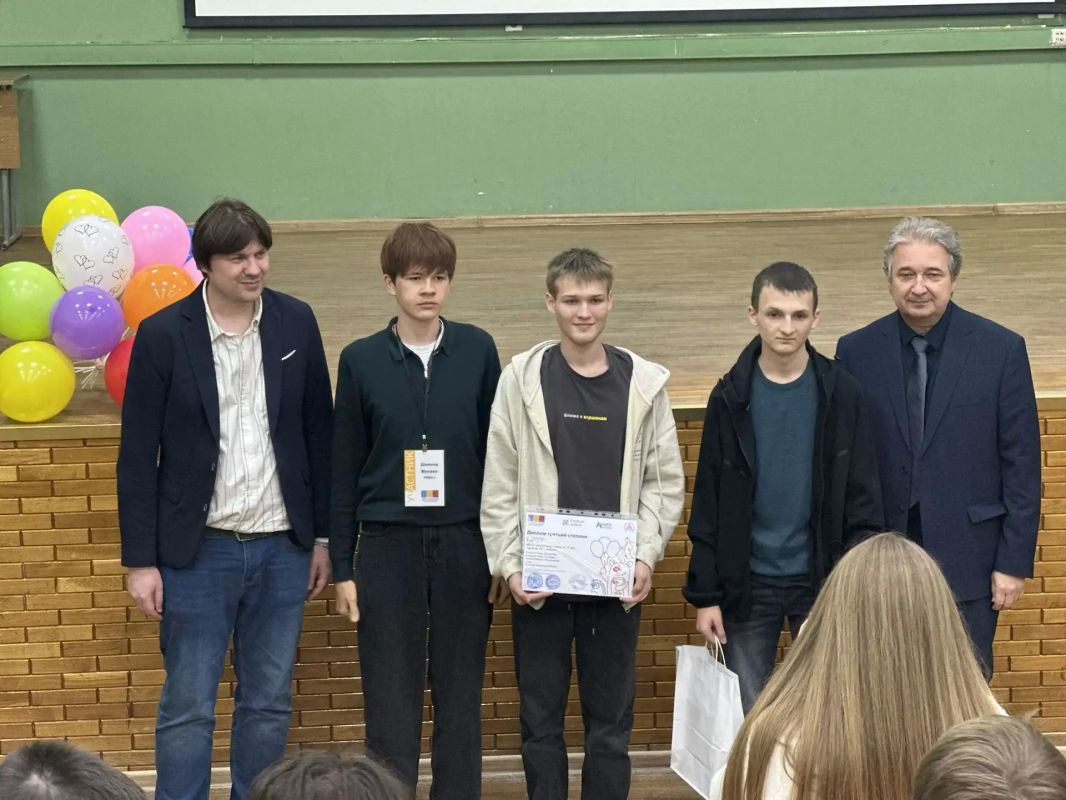 Команда РЕМШ — призёр финала Ростовской региональной командной олимпиады по программированию!