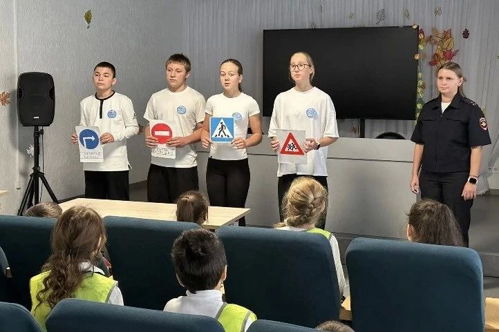 Школьники Тахтамукайского района приняли участие в открытом уроке, подготовленном сотрудниками Госавтоинспекции и активистами ЮИД Школьники Тахтамукайского района приняли участие в открытом уроке, подготовленном сотрудниками Госавтоинспекции и активистами ЮИД