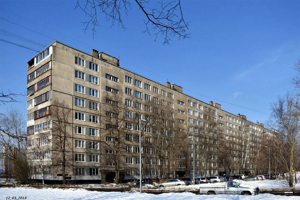 Брежневки: как безопасно купить и изменить квартиру в 2025 году