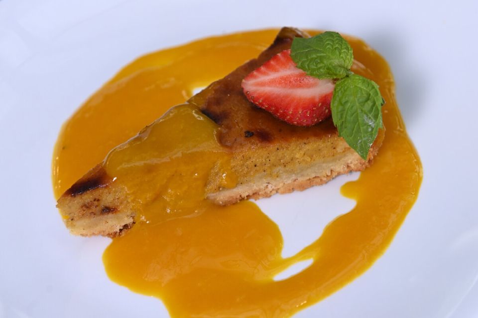 Тыквенный пирог по рецепту шефа Кирилла Голикова — кулинарное вдохновение для осени