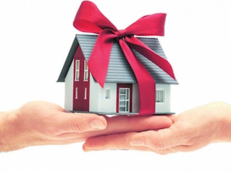 Как не потерять свои права на недвижимость: новые правила дарения в 2025 году