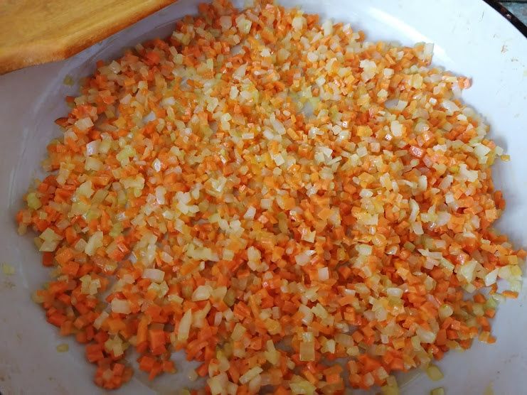 Софрито: секреты кулинарного искусства и богатство вкуса