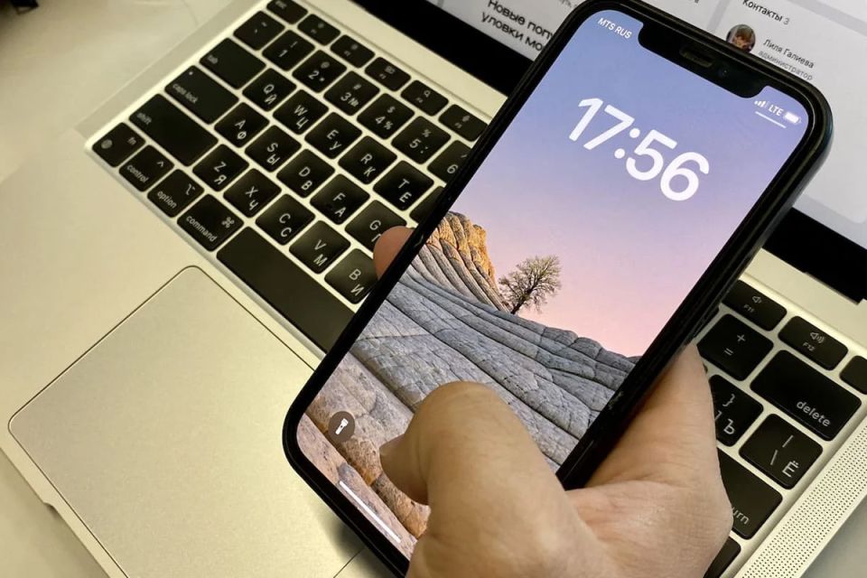 Почему важно дезинфицировать смартфоны каждый день
