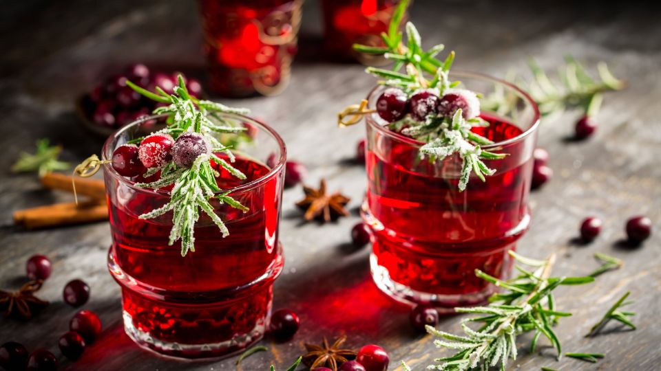 Вагон витаминов и ни грамма вредной «химии»: как приготовить полезный клюквенный кисель за 15 минут