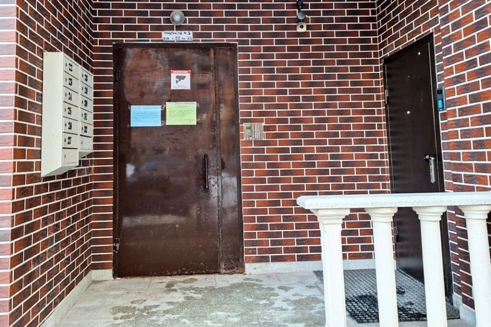 Коммерция в жилых домах: новый закон об обязательных входах